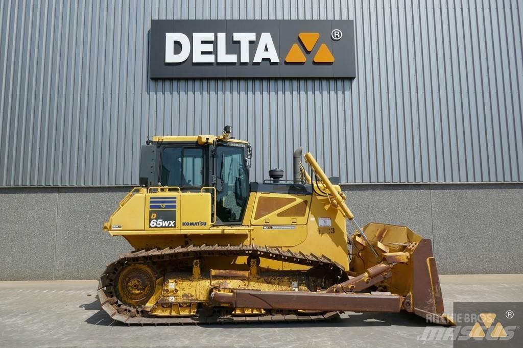 Komatsu D65WX-17 Dozers - Tratores rastos