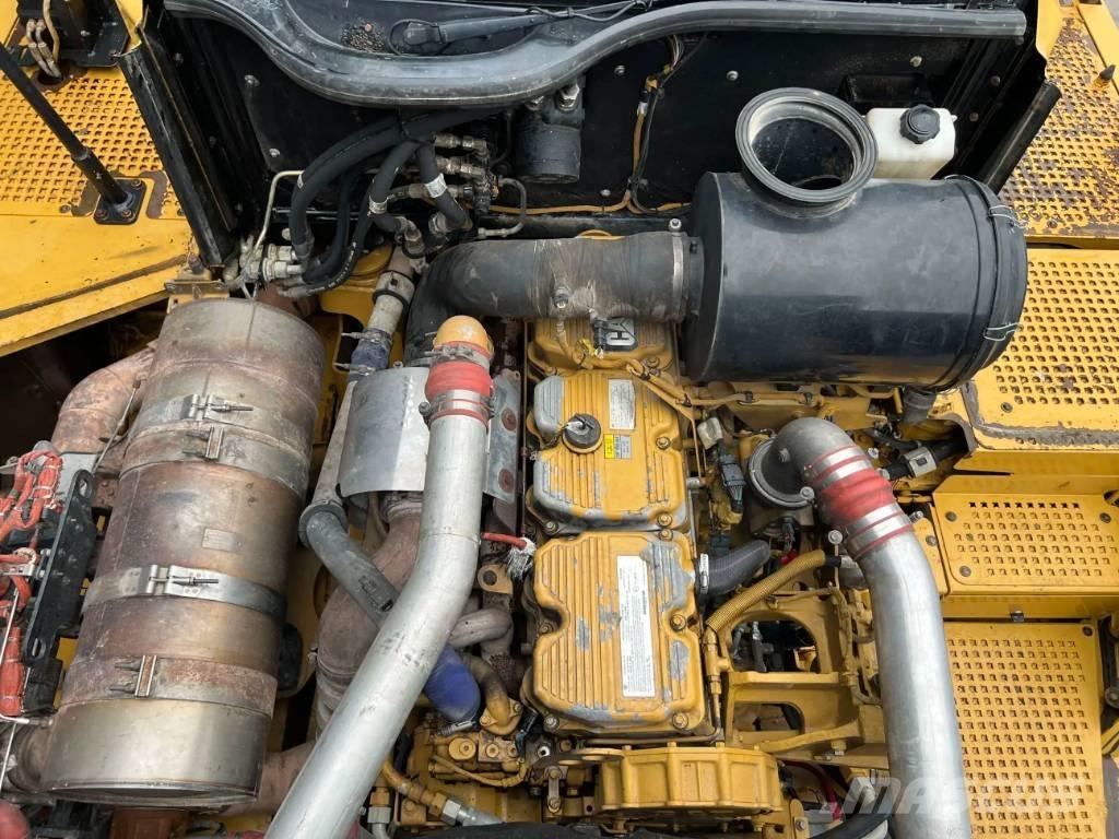 CAT 735 | 735B Camiões articulados