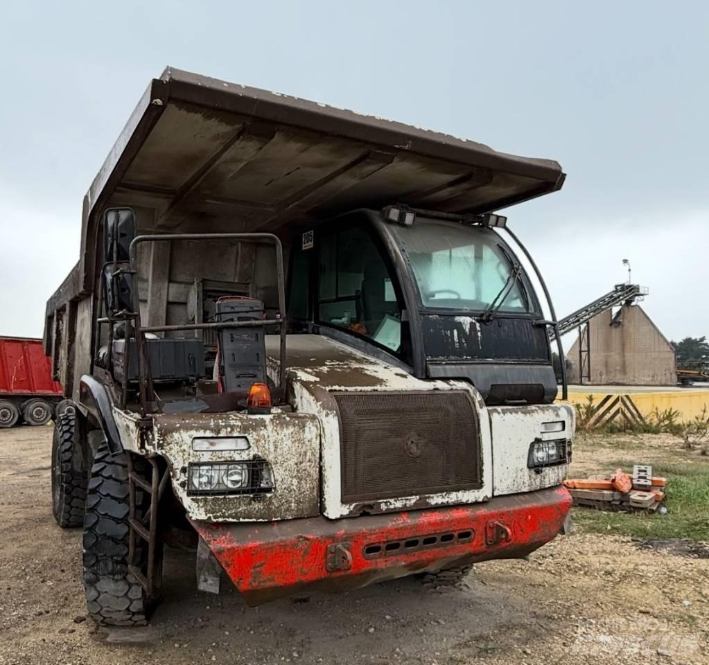 Astra RD28C Camiőes dumper basculantes rígidos