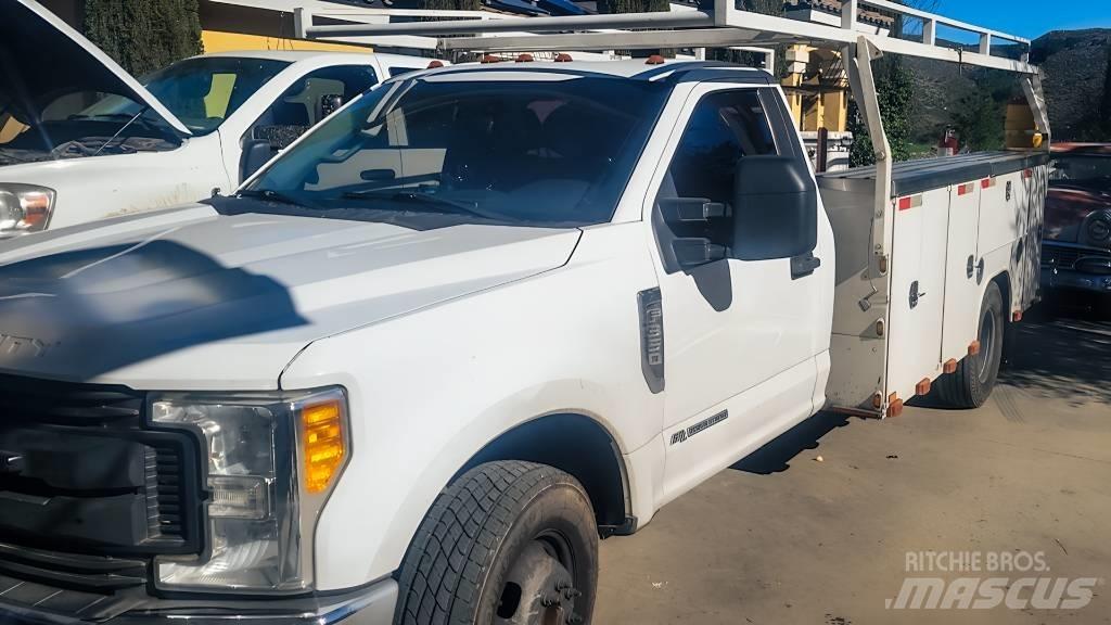 Ford F 350 XL Pick up de caixa aberta
