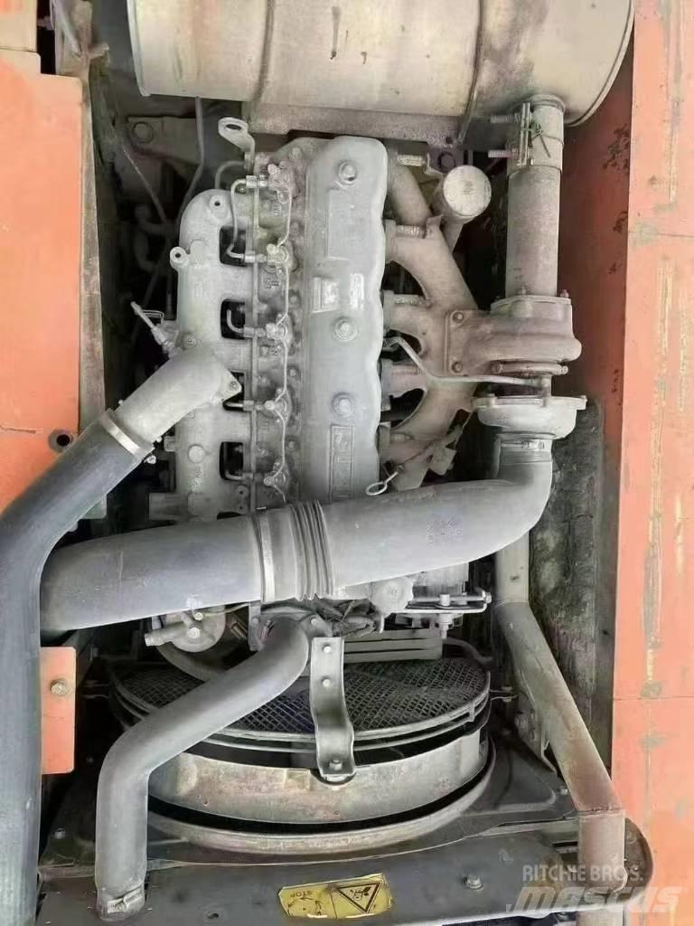 Hitachi ZX240 Escavadoras de rastos