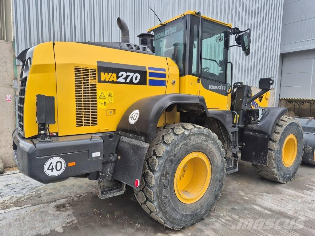 Komatsu WA 270-8 Pás carregadoras de rodas