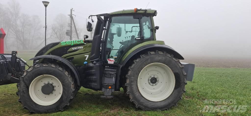 Valtra T235 active Tratores Agrícolas usados
