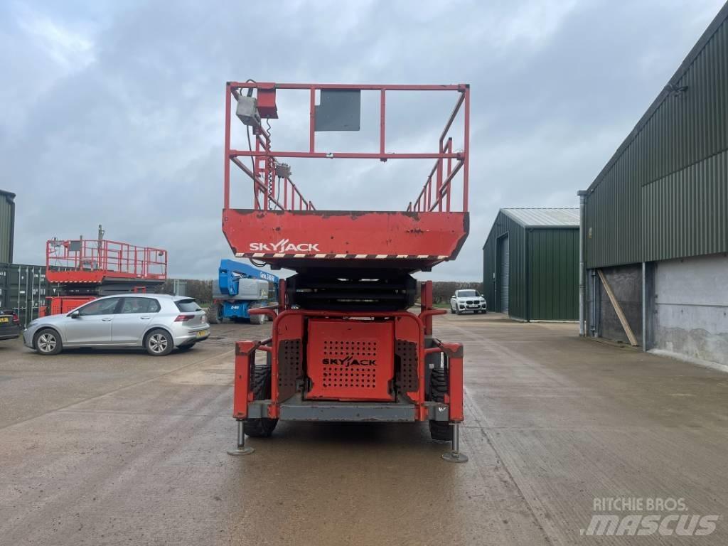SkyJack SJ 9250 RT Elevadores de tesoura