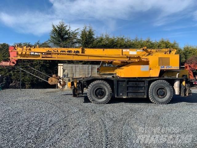 Kato KR30H Gruas Todo terreno
