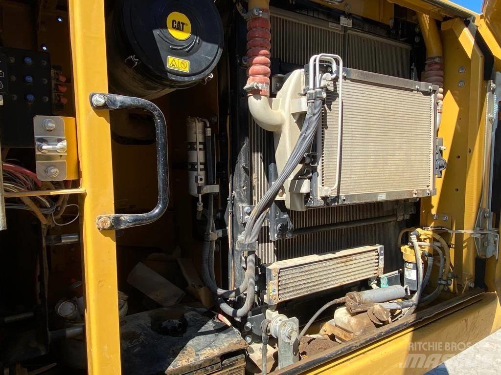 CAT 323 E Escavadoras de rastos
