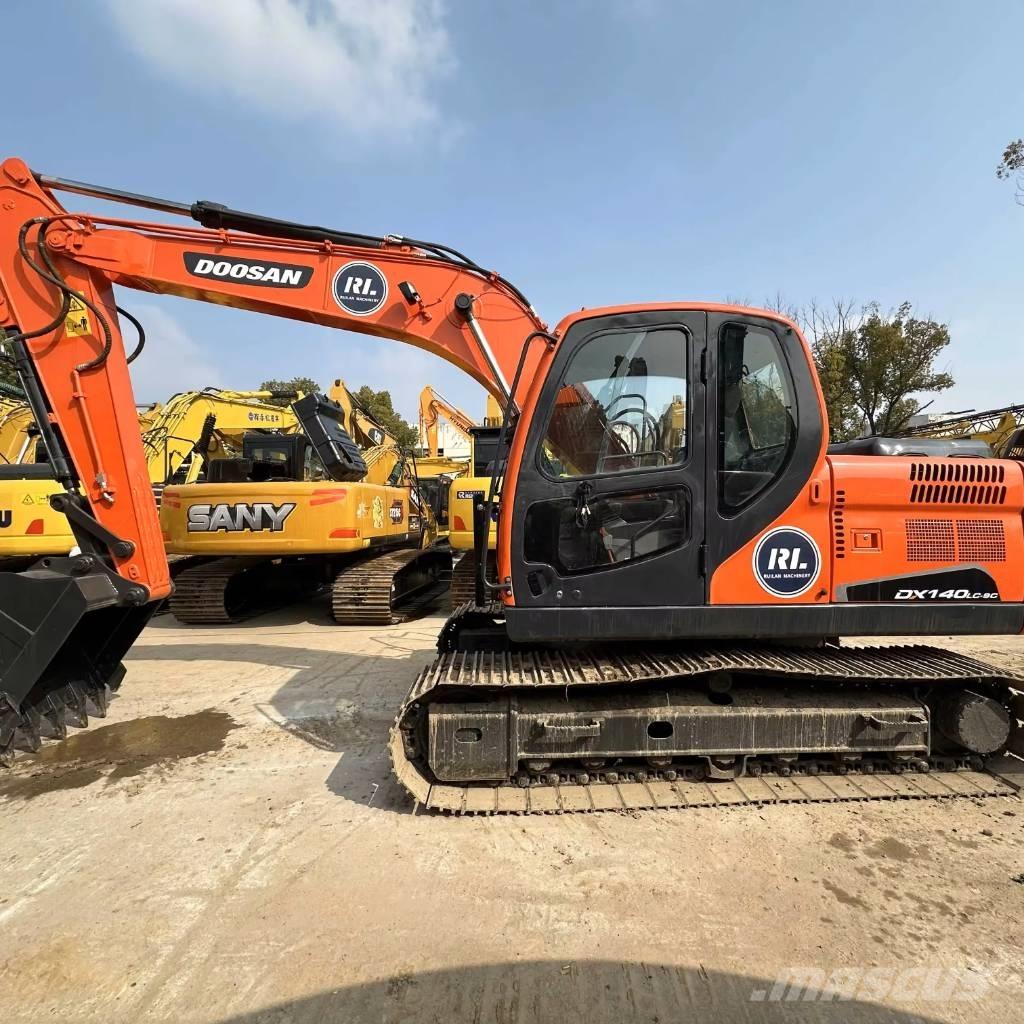 Doosan DX140LC-9C Escavadoras de rastos