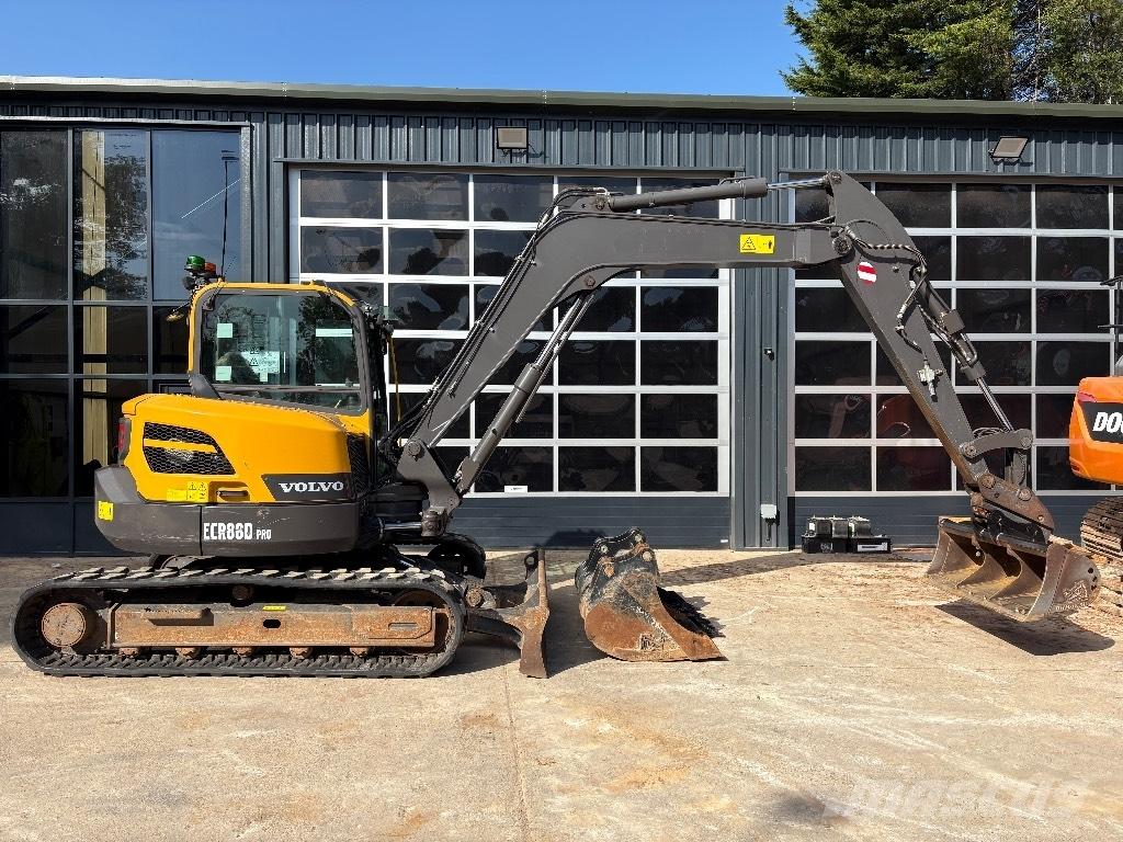 Volvo ECR 88 D PRO Escavadoras Midi 7t - 12t