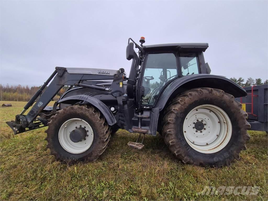 Valtra T163e V Tratores Agrícolas usados