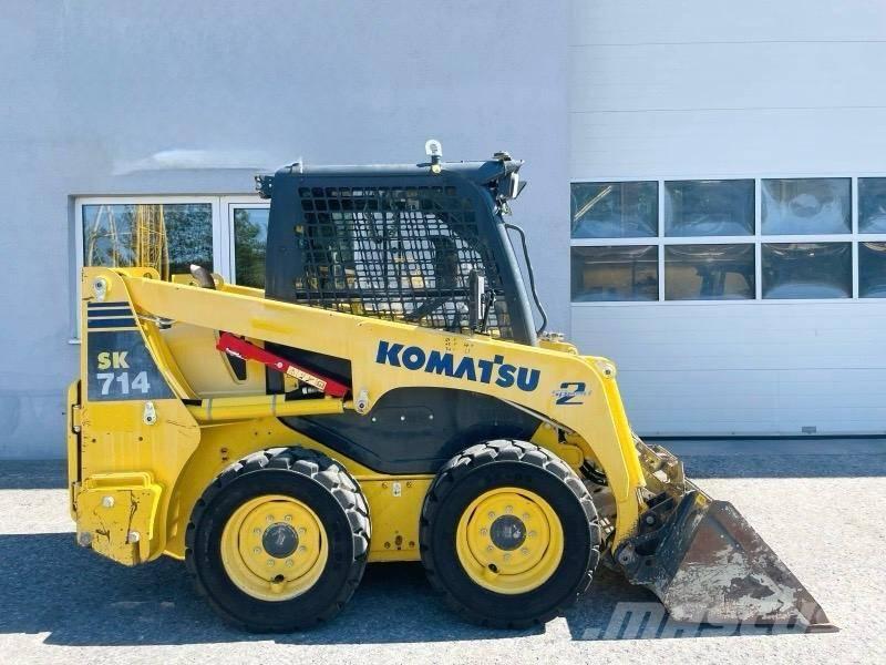 Komatsu SK 714-5 Carregadoras de direcção deslizante