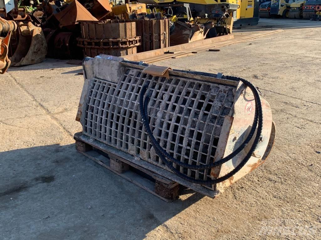  U.EMME 300H Garras