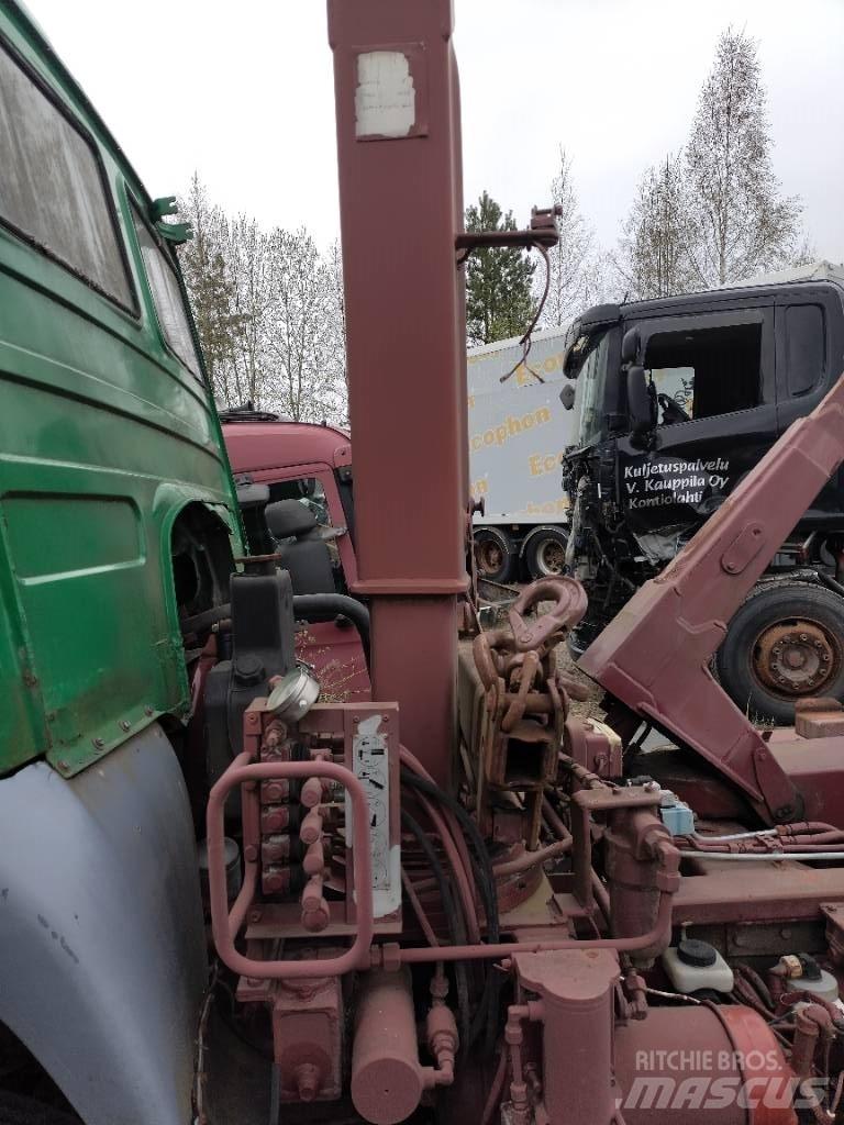 Ferrari 2300 nosturi Gruas carregadoras