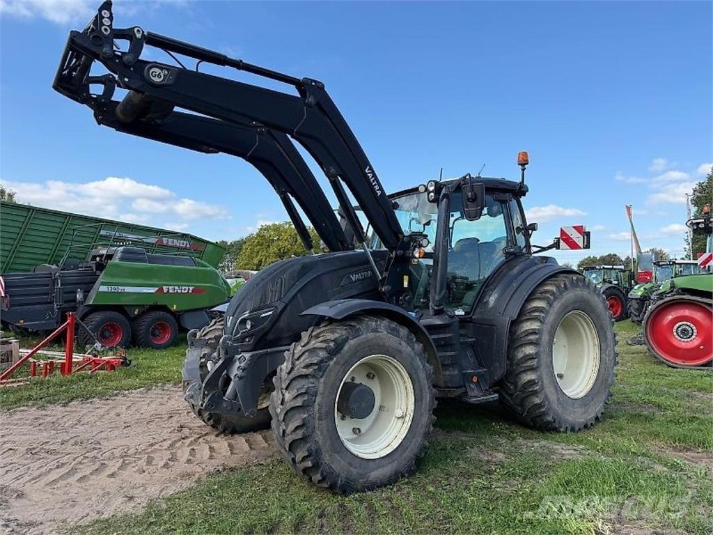 Valtra T 254 Versu Tratores Agrícolas usados
