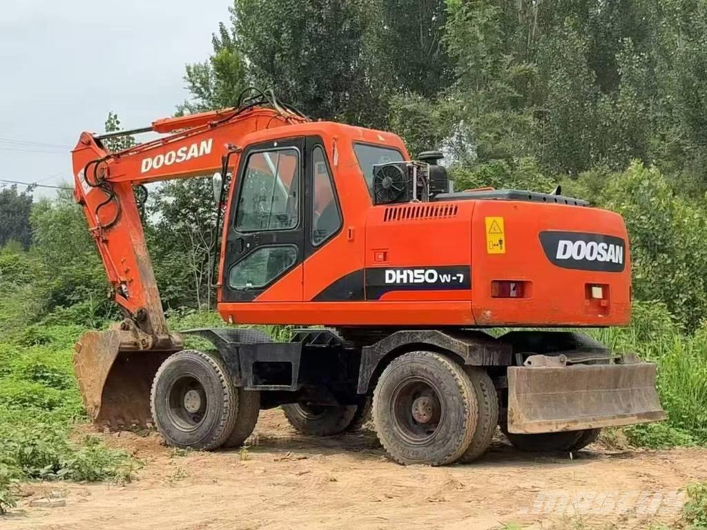 Doosan 150 W-7 Escavadoras de rodas
