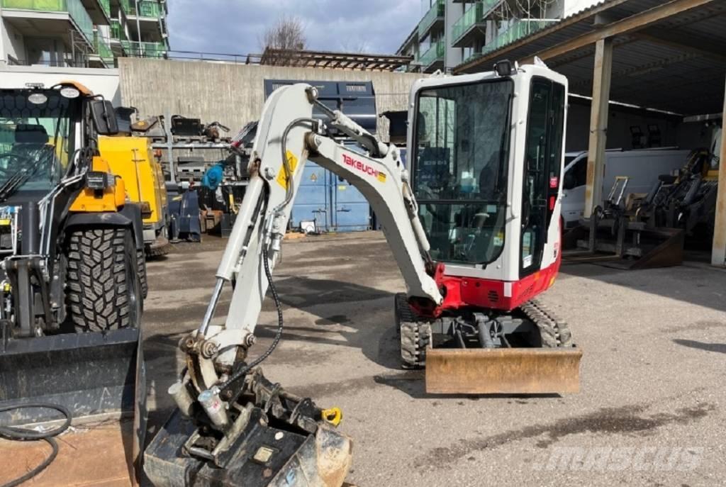 Takeuchi TB 216 Mini Escavadoras <7t