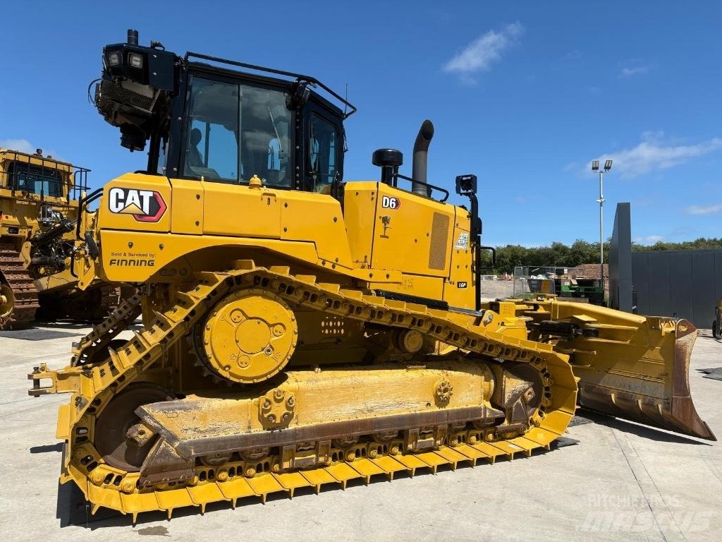 CAT D 6 LGP Dozers - Tratores rastos