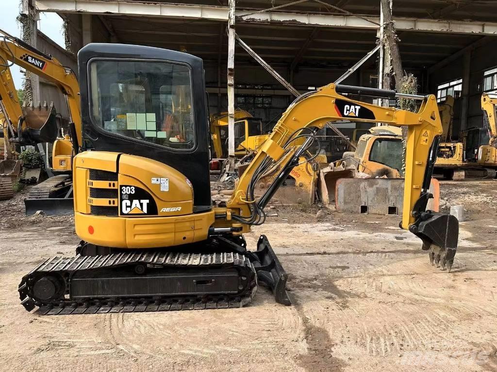 CAT 303 CR Mini Escavadoras <7t
