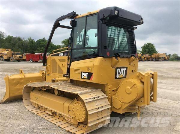CAT D 5 K LGP Dozers - Tratores rastos
