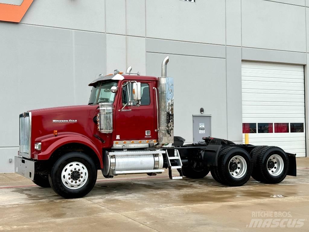 Western Star 4900 Tractores (camiões)