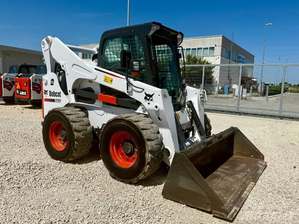 Bobcat S 850 Carregadoras de direcção deslizante