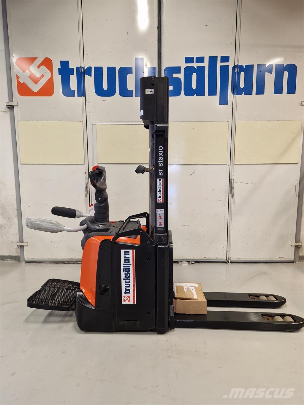 Toyota SPE120L Self propelled stackers