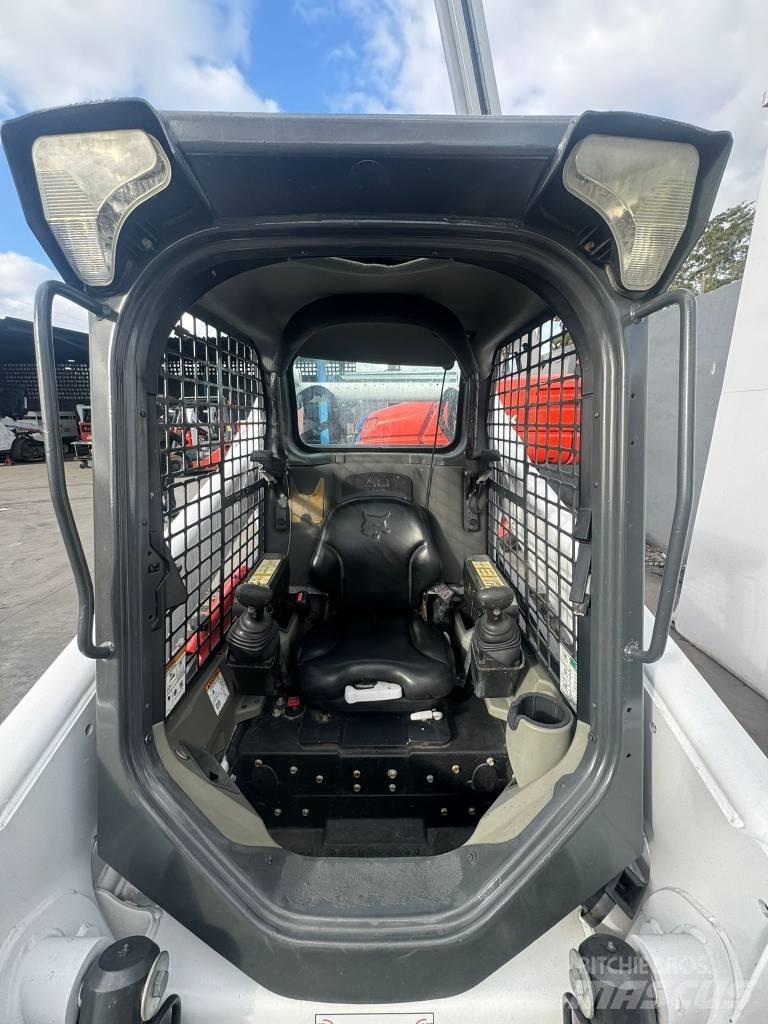 Bobcat T 740 Carregadoras de direcção deslizante
