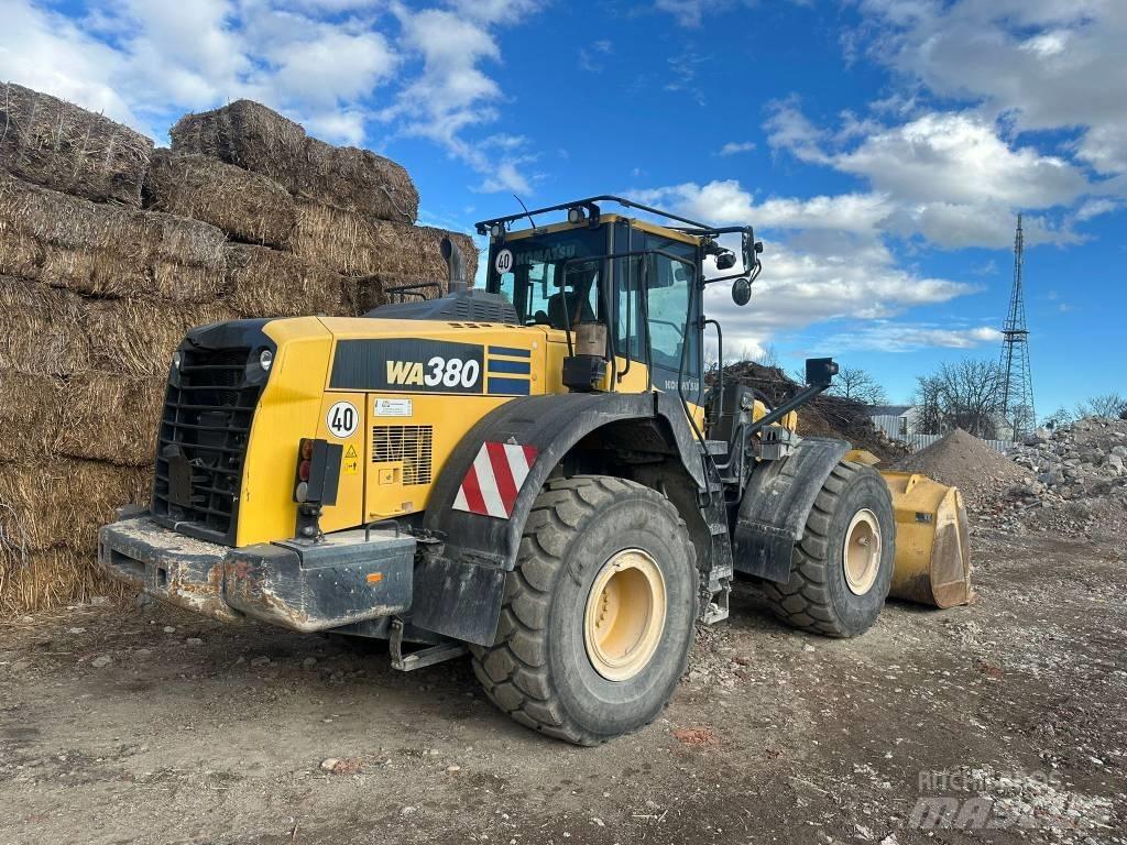 Komatsu WA380-8 Pás carregadoras de rodas