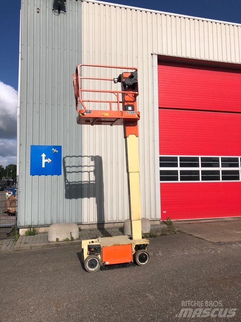 JLG 1230 ES Plataformas de Mastro Vertical