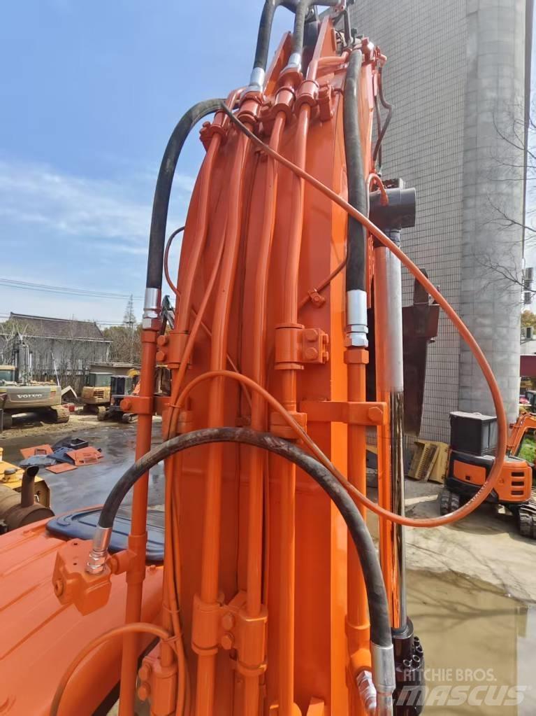 Doosan DX 225 LC Escavadoras de rastos