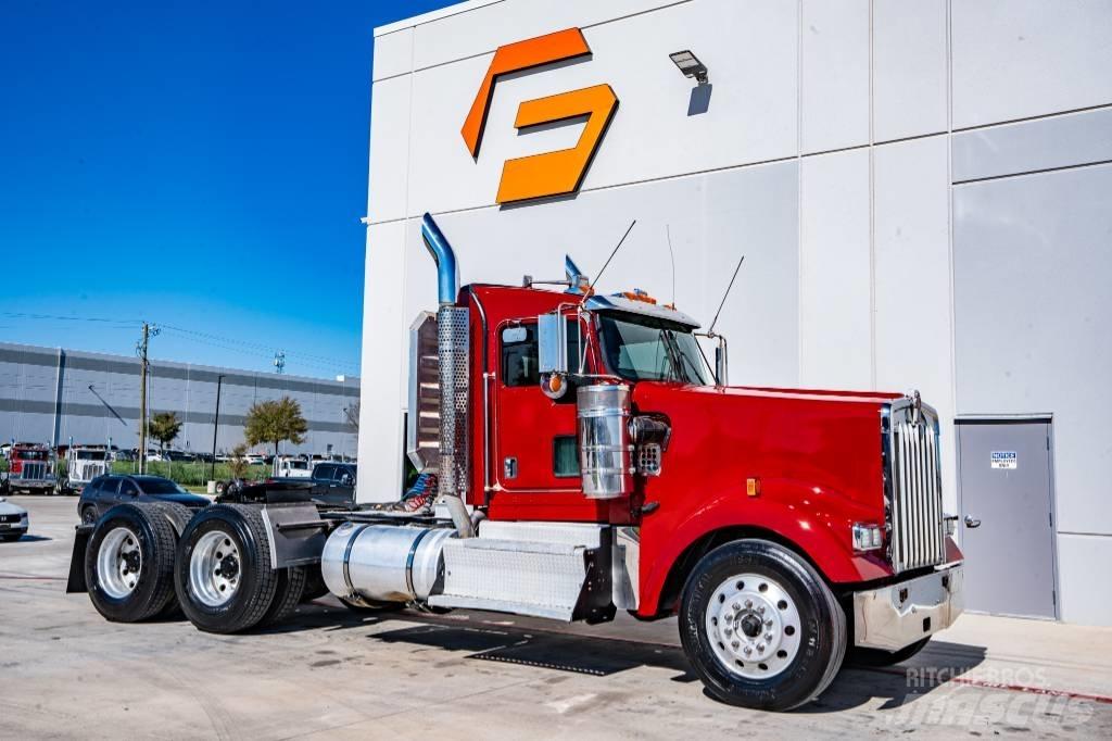Kenworth W 900 Tractores (camiões)