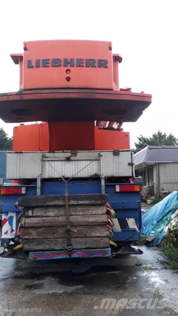 Liebherr LTM 1090-2 Gruas Todo terreno