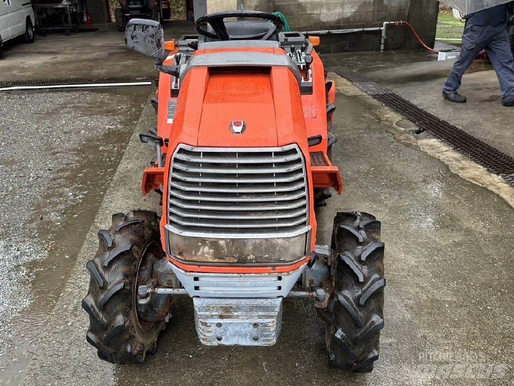 Kubota A-17 Tratores Agrícolas usados