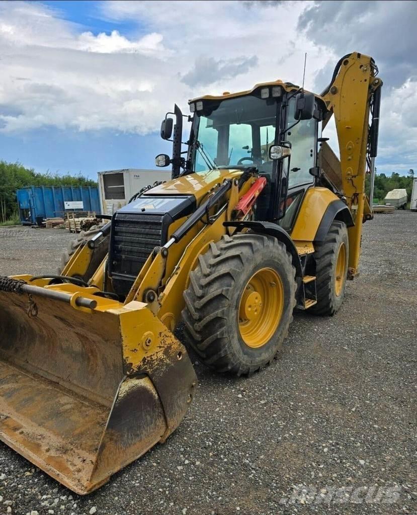 CAT 444F2 Retroescavadoras