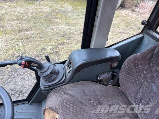 Schäffer 5370Z Pás carregadoras de rodas