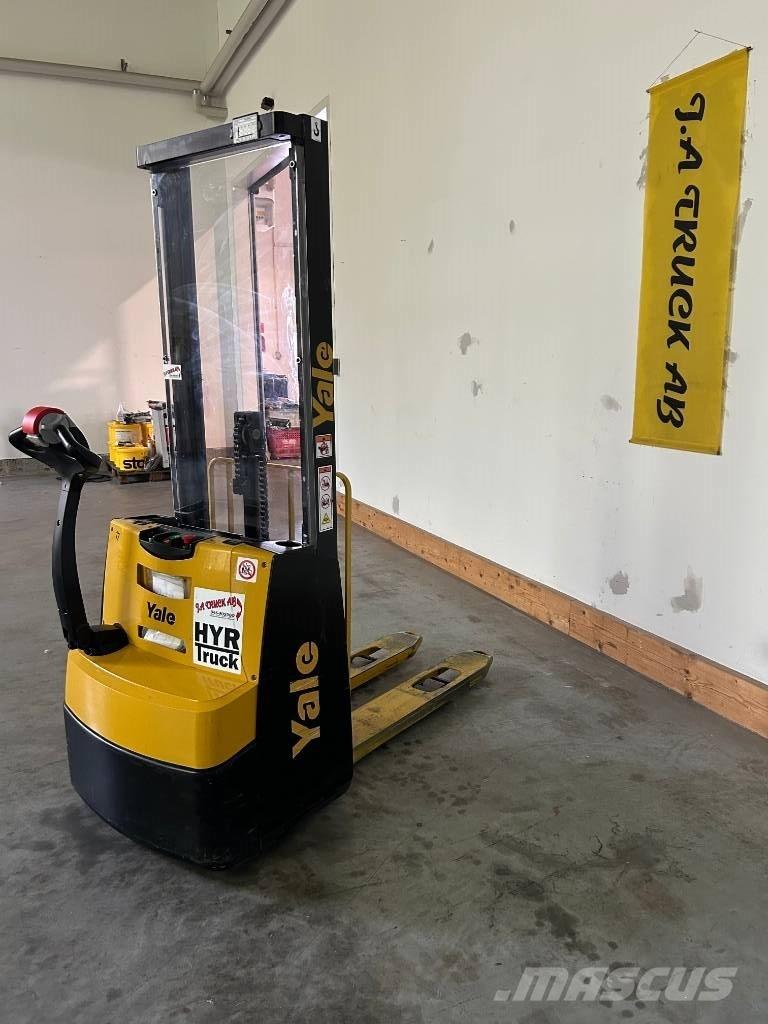 Yale MS 10 E, GEL Empilhador para operador externo
