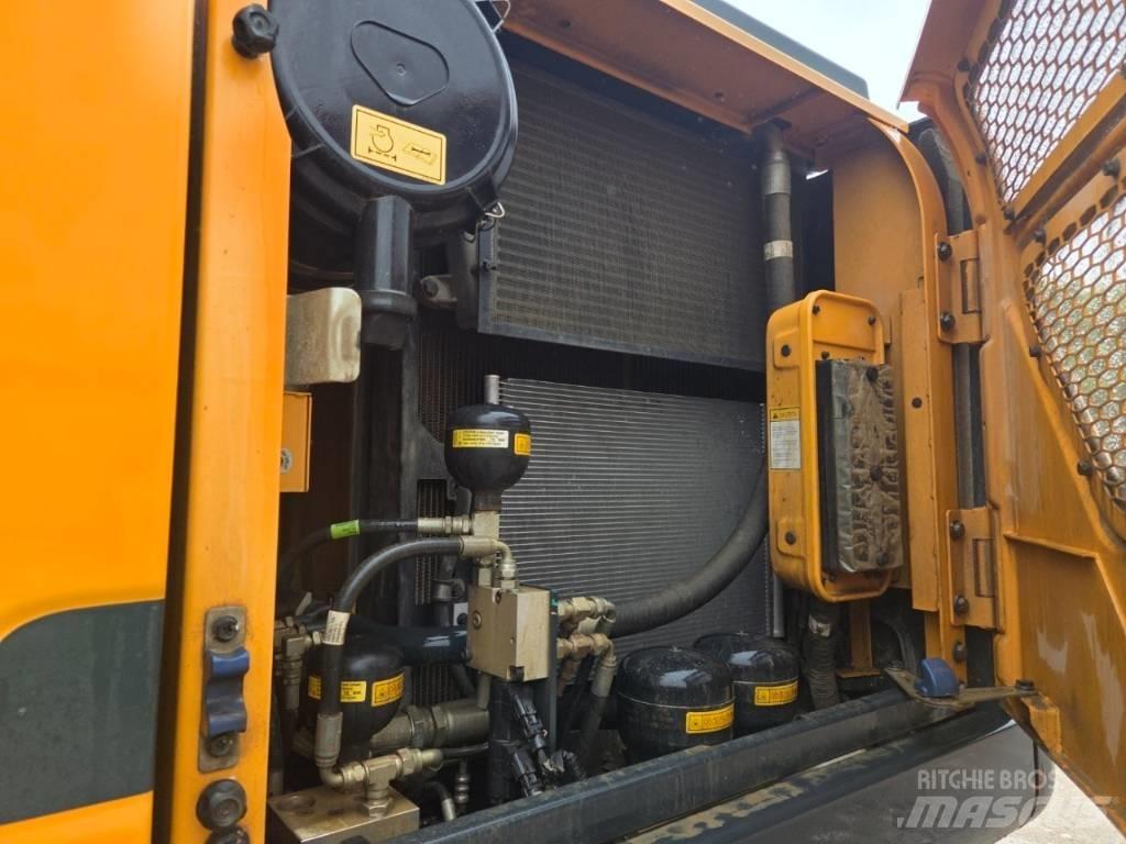 Hyundai HW 145 Escavadoras de rodas