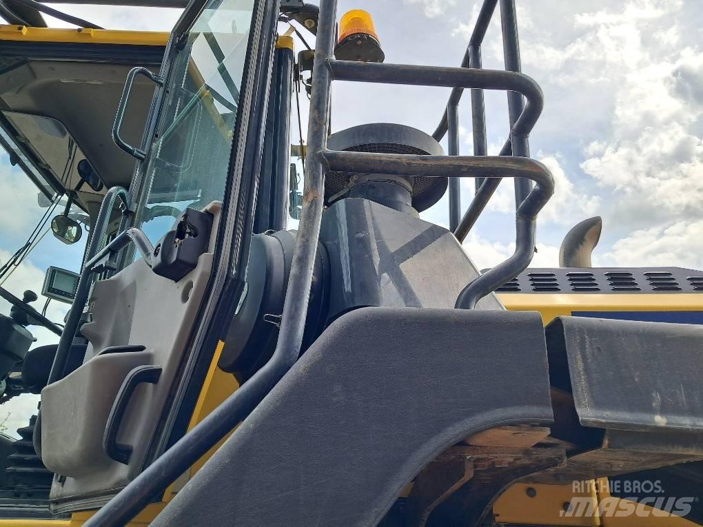 Komatsu WA480-8 Pás carregadoras de rodas