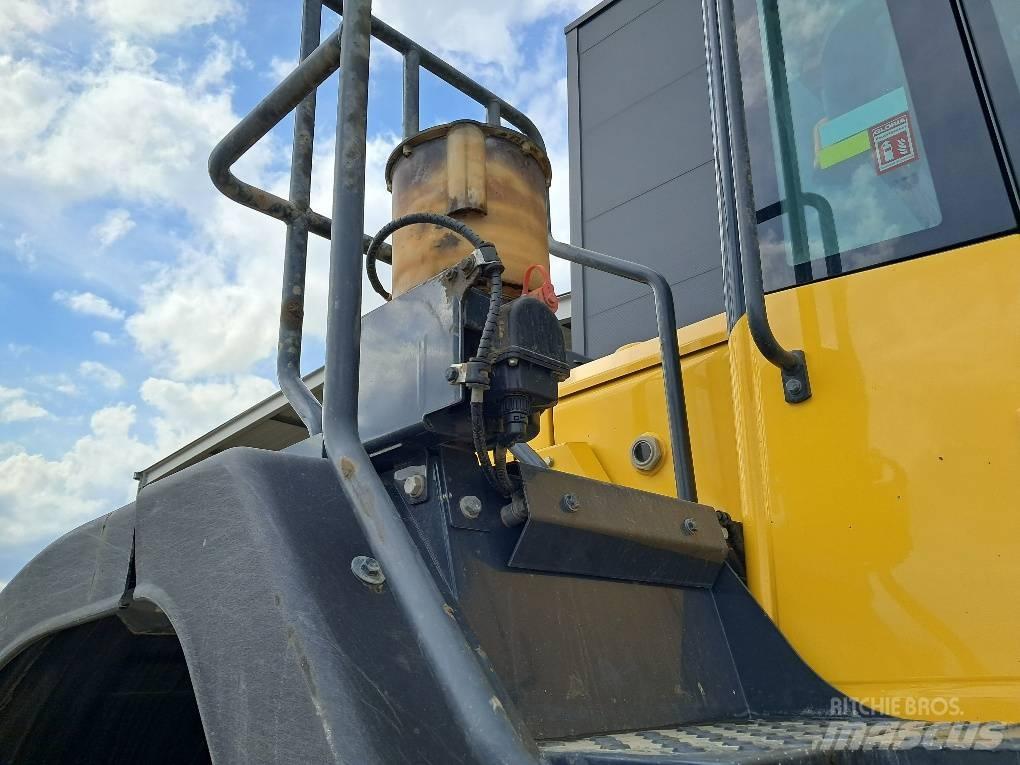 Komatsu WA480-8 Pás carregadoras de rodas