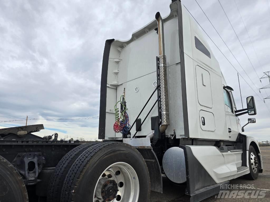 Kenworth T 680 Tractores (camiões)
