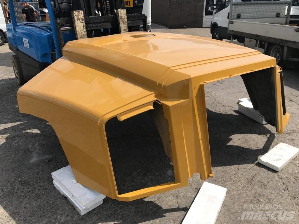 CAT 735 B Hood Chassis e suspensões