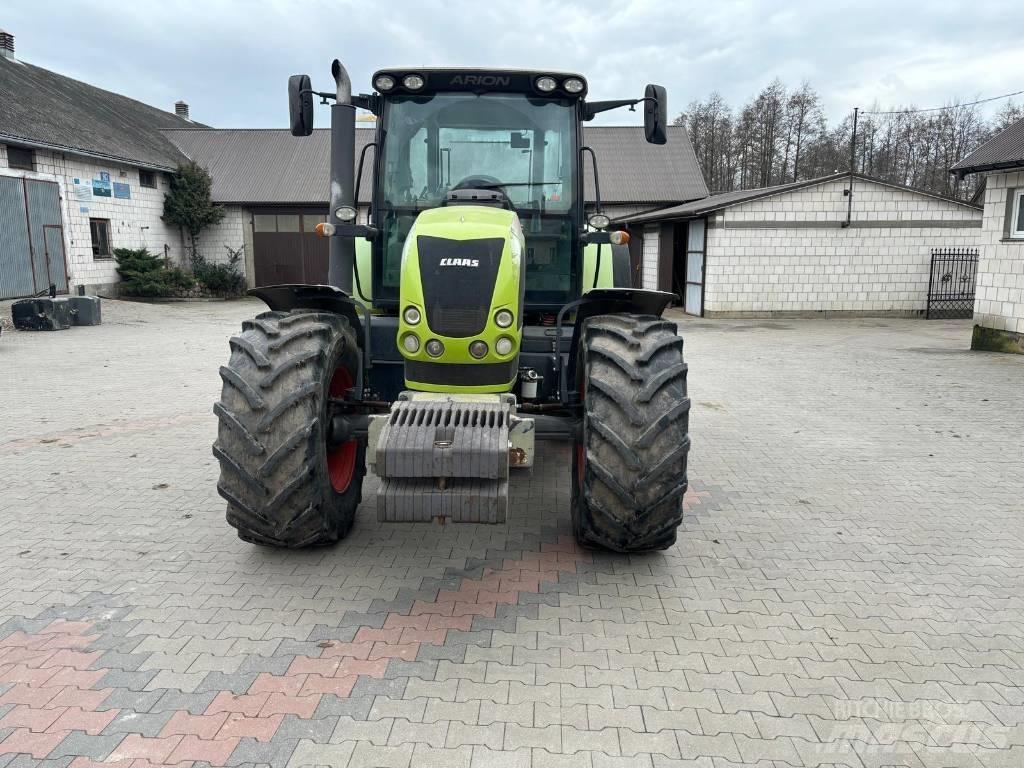 CLAAS Arion 640 Tratores Agrícolas usados