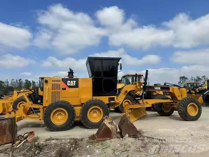 CAT 140 K Motoniveladoras
