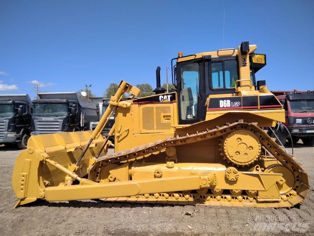 CAT D 6 R LGP Dozers - Tratores