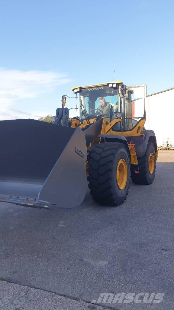 Volvo L 120 H Pás carregadoras de rodas