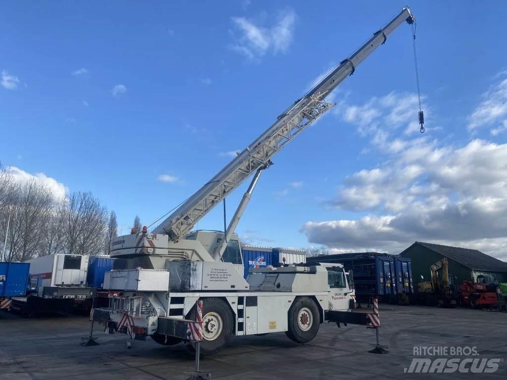 Liebherr LTM1030 Gruas Todo terreno