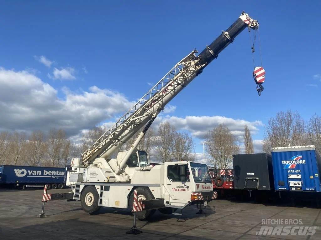 Liebherr LTM1030 Gruas Todo terreno