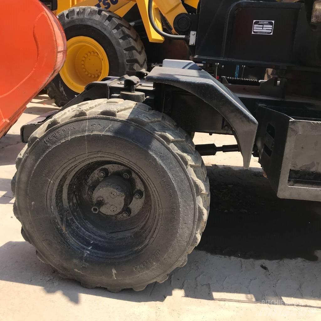 Hyundai 60 W Escavadoras Midi 7t - 12t