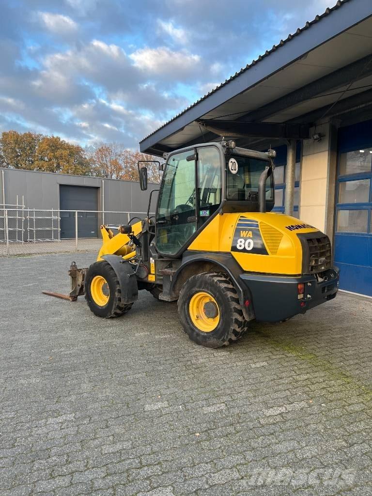 Komatsu WA 80-6 Pás carregadoras de rodas