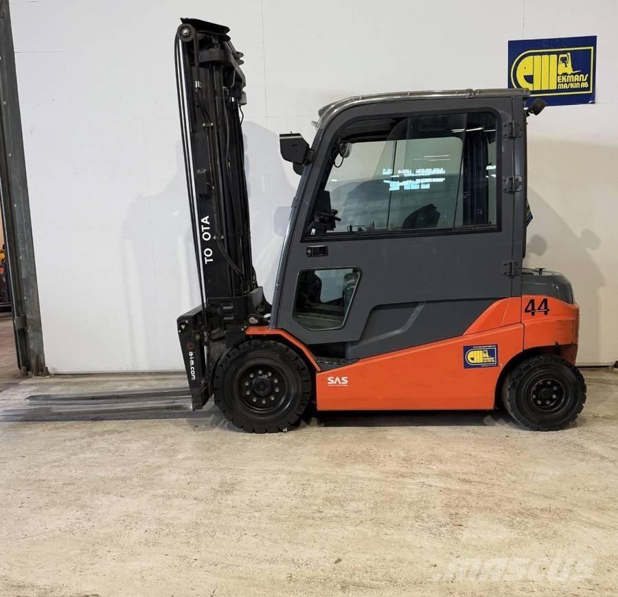 Toyota truck 8FBMT45 Empilhadores eléctricos