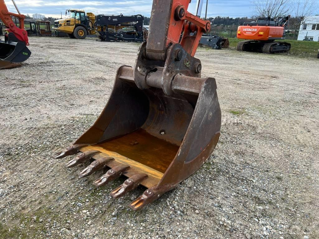 Hitachi ZX210LC Escavadoras de rastos